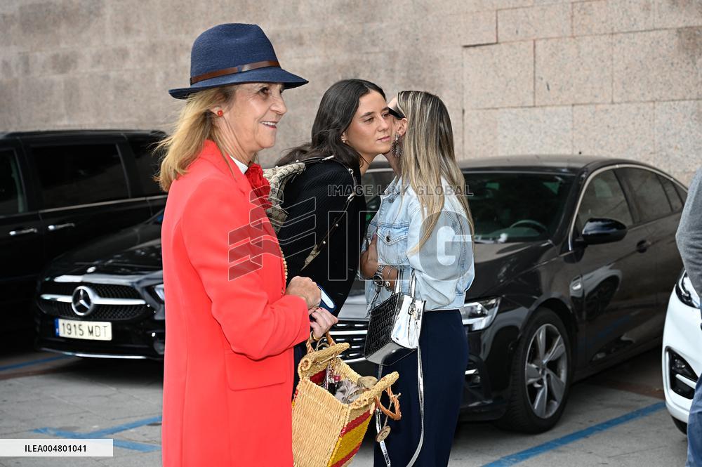 Infanta Elena Attending Las Ventas Bullring On National Day - Madrid