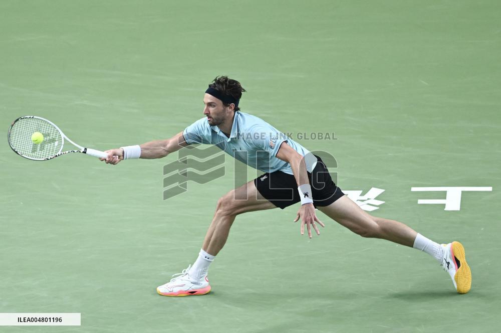 ATP Masters Final - Vacherot Defeats His Cousin Rinderknech And Wins the Trophy - Shangha