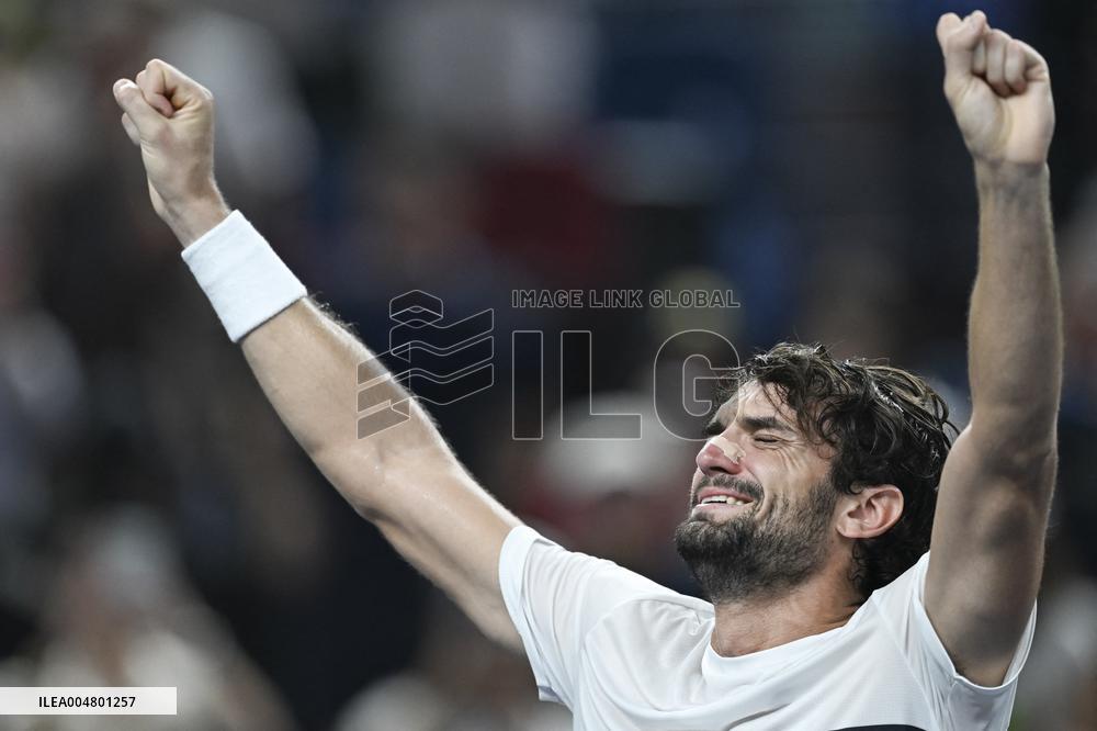ATP Masters Final - Vacherot Defeats His Cousin Rinderknech And Wins the Trophy - Shangha