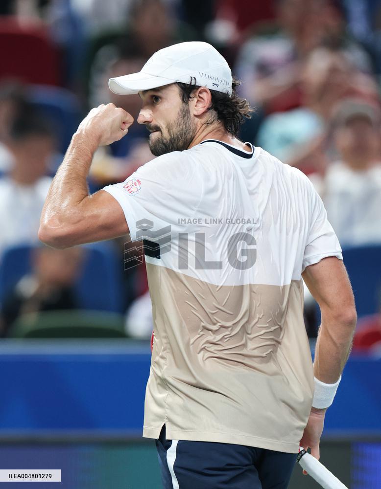 ATP Masters Final - Vacherot Defeats His Cousin Rinderknech And Wins the Trophy - Shangha