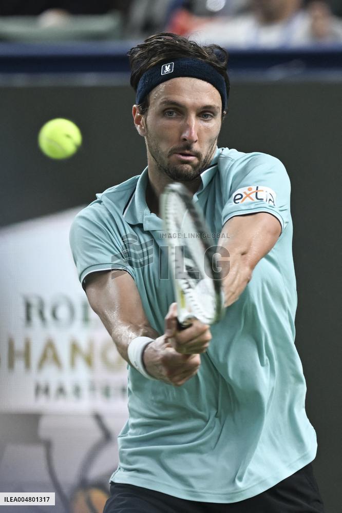 ATP Masters Final - Vacherot Defeats His Cousin Rinderknech And Wins the Trophy - Shangha