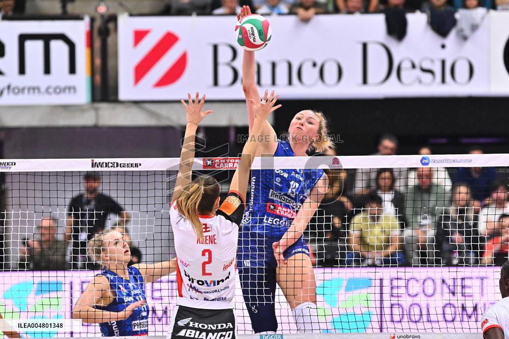 VOLLEY - Serie A1 Femminile - Prosecco Doc A.Carraro Imoco Conegliano vs Cuneo Granda Volley