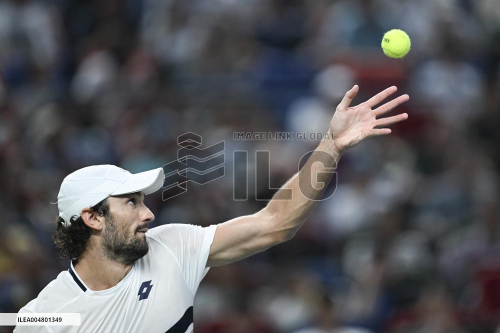 ATP Masters Final - Vacherot Defeats His Cousin Rinderknech And Wins the Trophy - Shangha