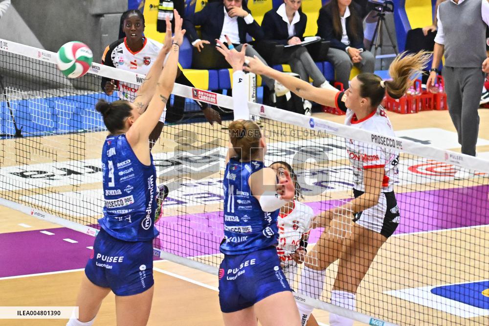 VOLLEY - Serie A1 Femminile - Prosecco Doc A.Carraro Imoco Conegliano vs Cuneo Granda Volley