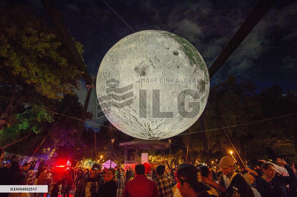 A Replica Of The Moon By British Artist Luke Jerram - Queretaro