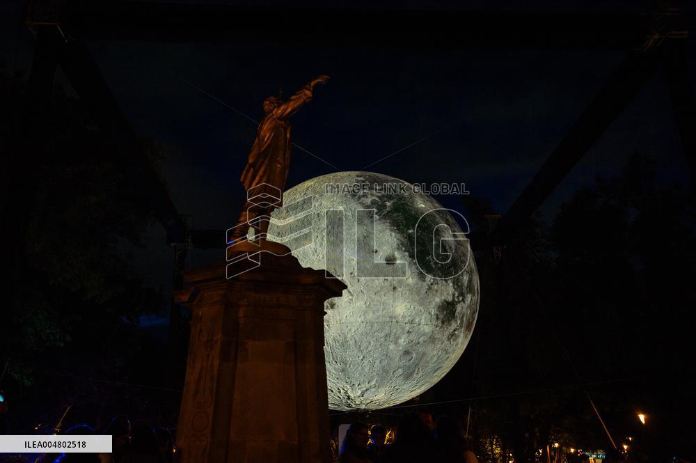 A Replica Of The Moon By British Artist Luke Jerram - Queretaro