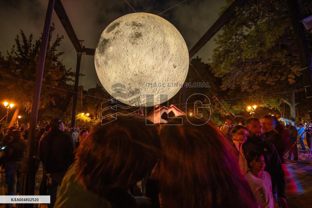A Replica Of The Moon By British Artist Luke Jerram - Queretaro