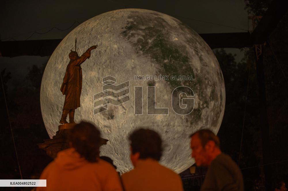 A Replica Of The Moon By British Artist Luke Jerram - Queretaro