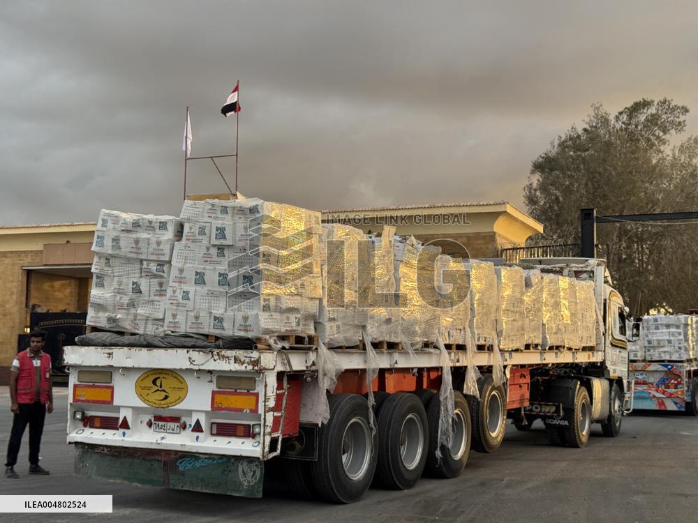 Humanitarian Aid Trucks Enter Gaza - Sharm El-Sheikh