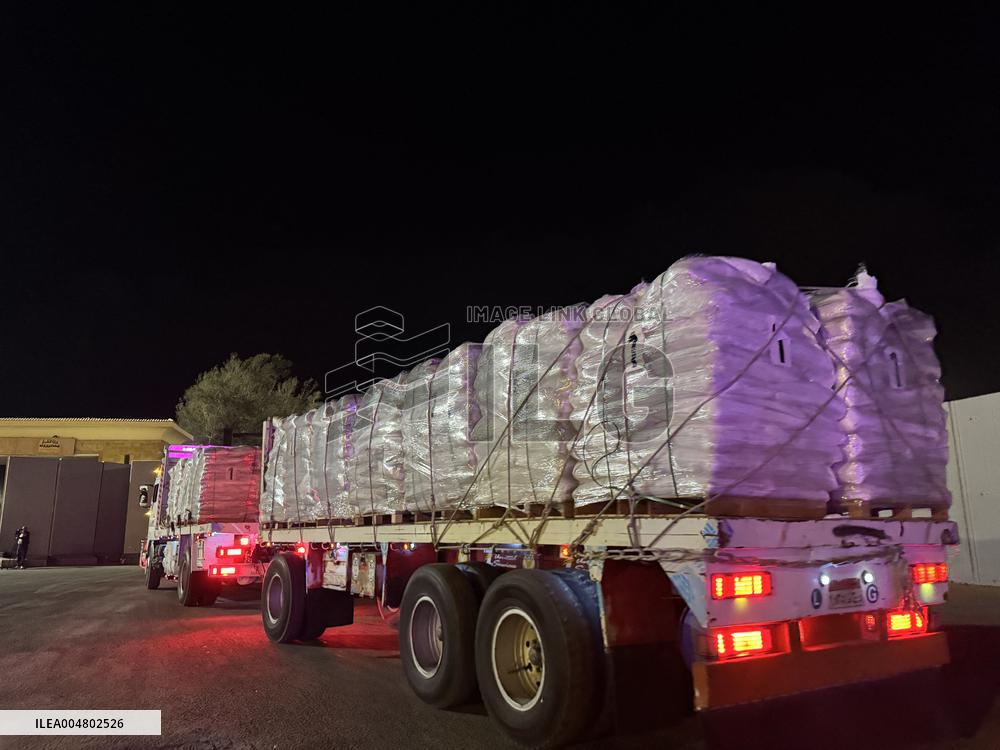 Humanitarian Aid Trucks Enter Gaza - Sharm El-Sheikh