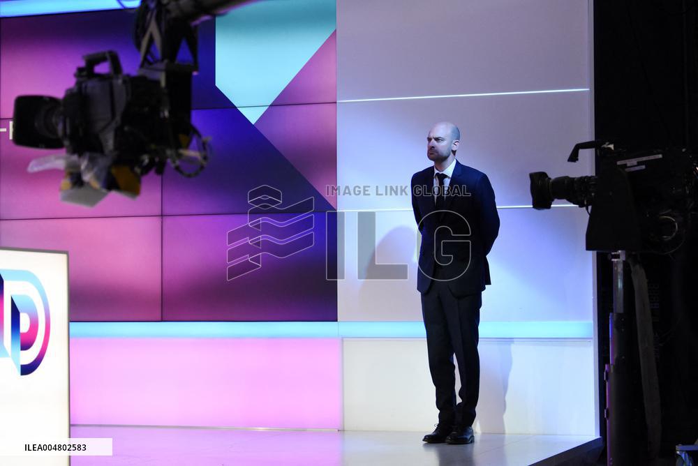 Jean-Noel Barrot at Dimanche en Politique - Paris