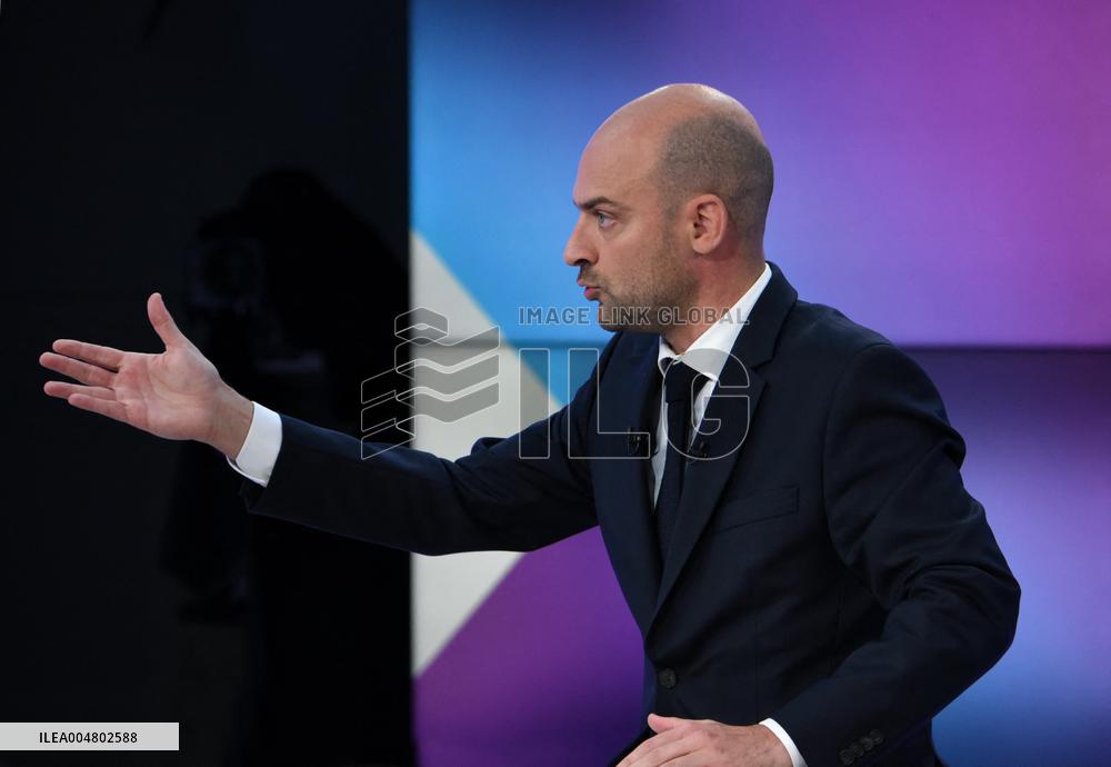 Jean-Noel Barrot at Dimanche en Politique - Paris