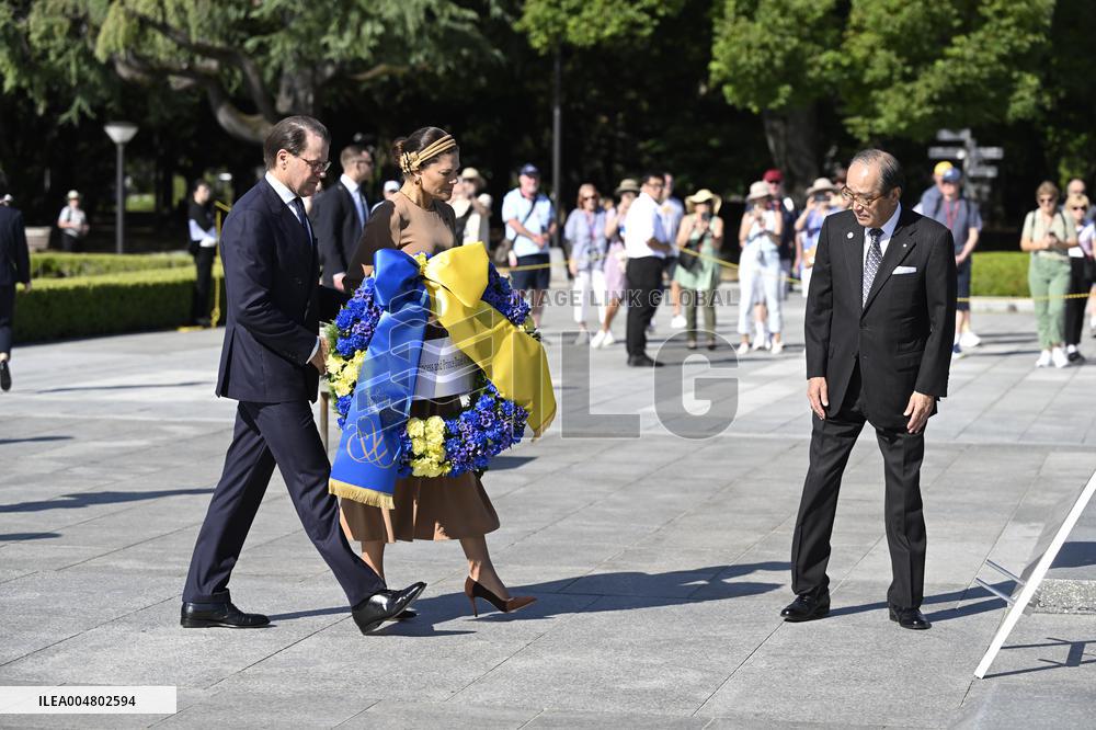 CROWN PRINCESS IN HIROSHIMA