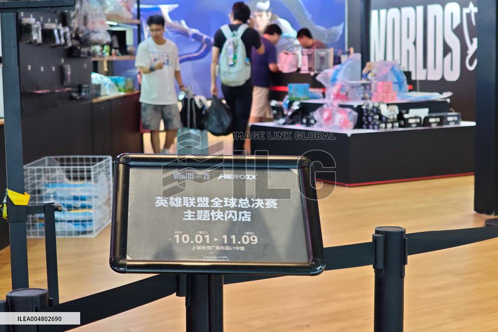 League of Legends Global Finals Themed Pop-up Store