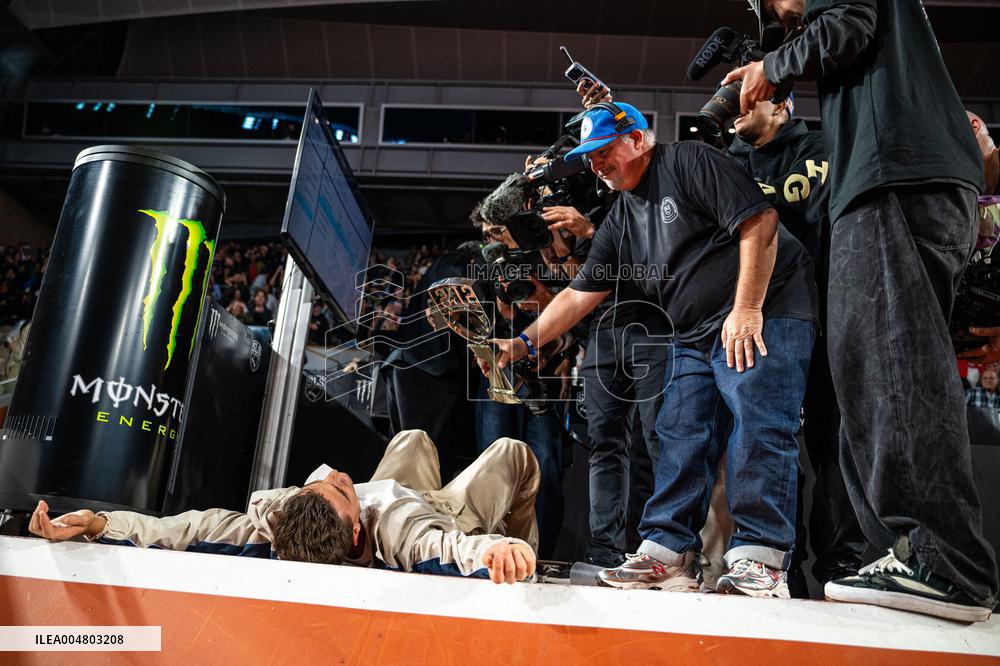 Vincent Milou Wins the Street League Skateboarding Competition - Paris