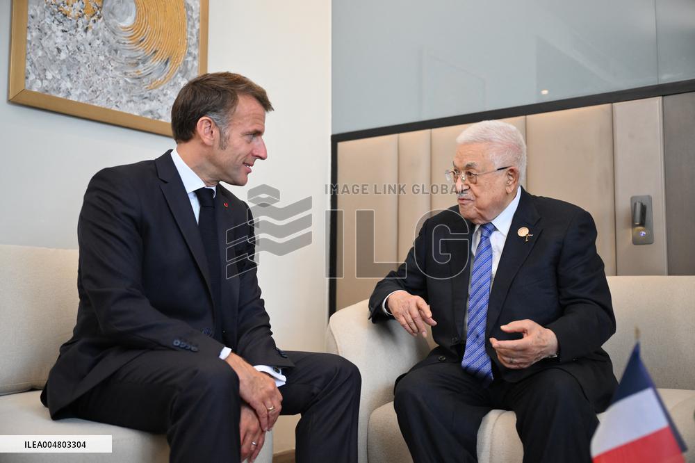 French President Meets Palestinian Authority President - Sharm El Sheikh