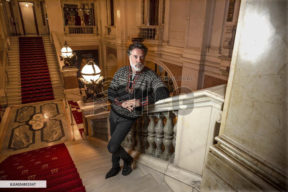 RUFUS WAINWRIGHT AT THE OPERA