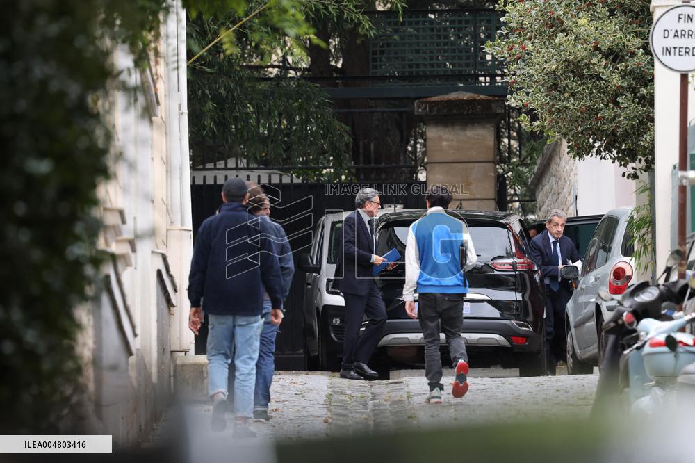Sarkozy Returns Home After Being Informed On His Imprisonment - Paris