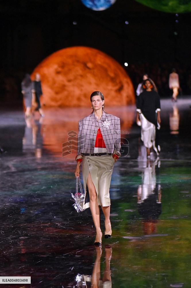 PFW - Kendra Spears Models For Chanel