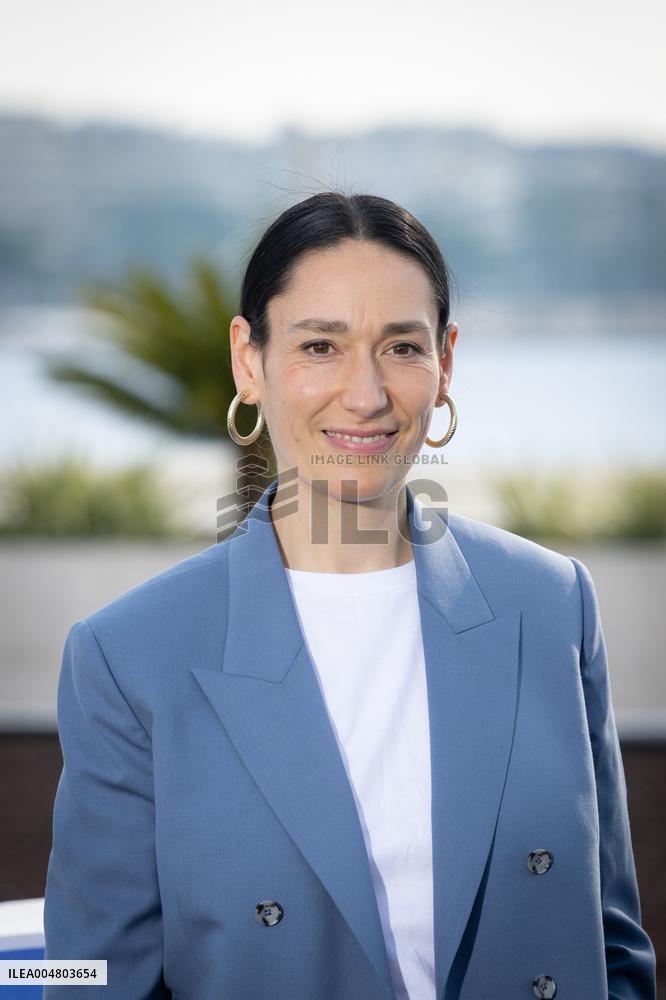 Mipcom 2025 - The Miniature Wife Photocall - Cannes