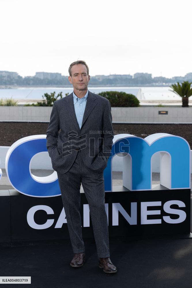 Mipcom 2025 - The Miniature Wife Photocall - Cannes