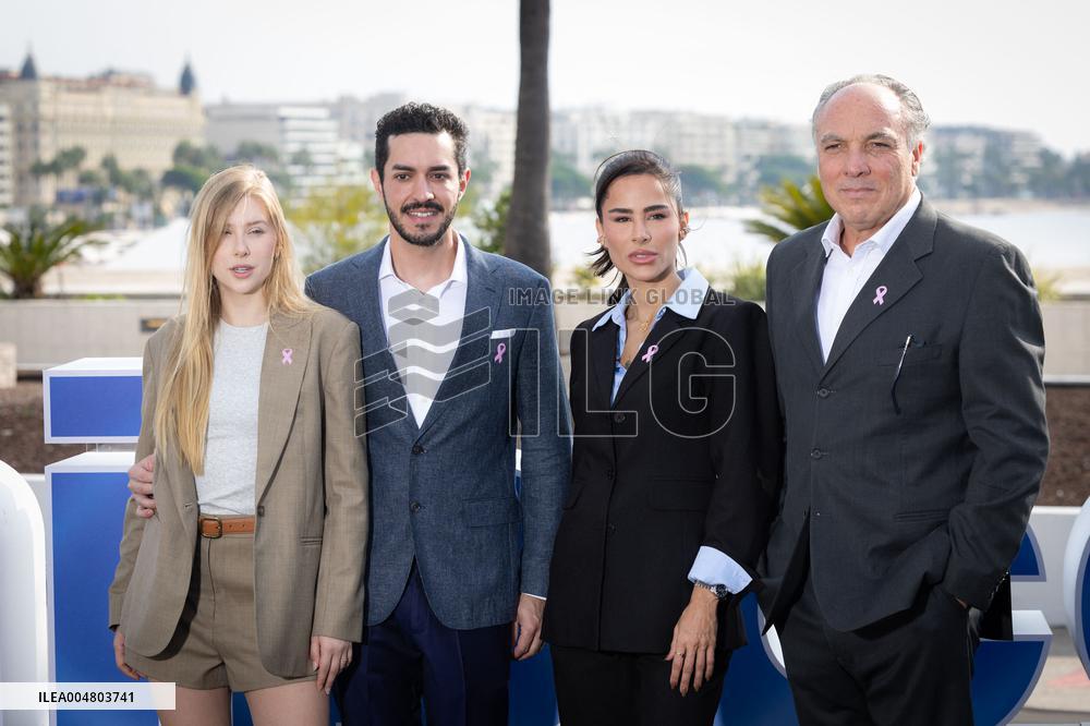 Mipcom 2025 - Live Elevator Pitch Photocall - Cannes