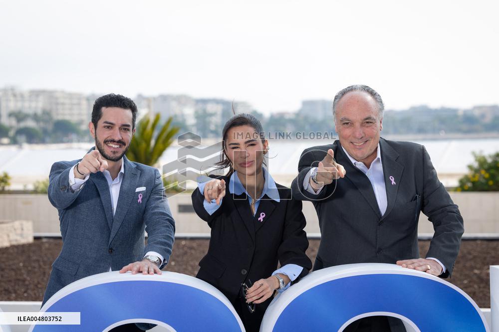 Mipcom 2025 - Live Elevator Pitch Photocall - Cannes
