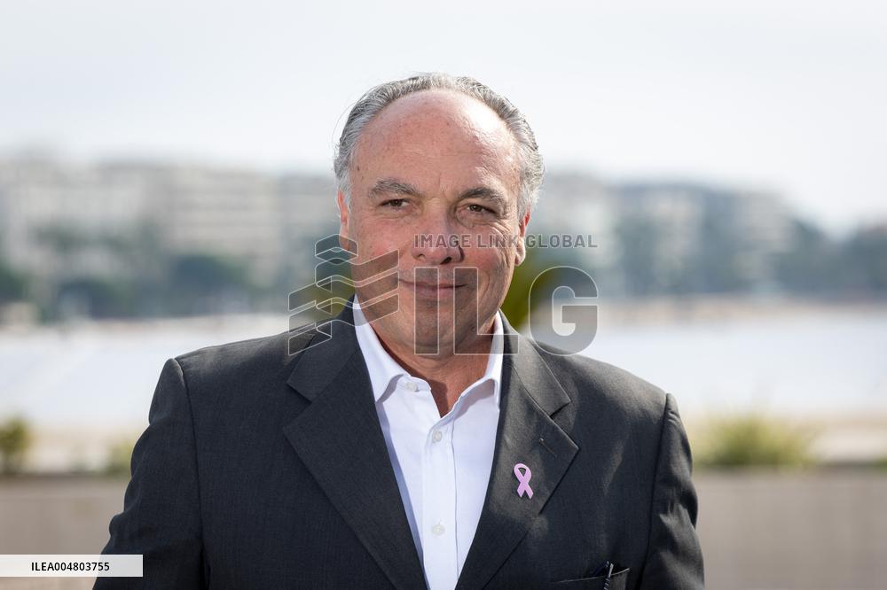 Mipcom 2025 - Live Elevator Pitch Photocall - Cannes