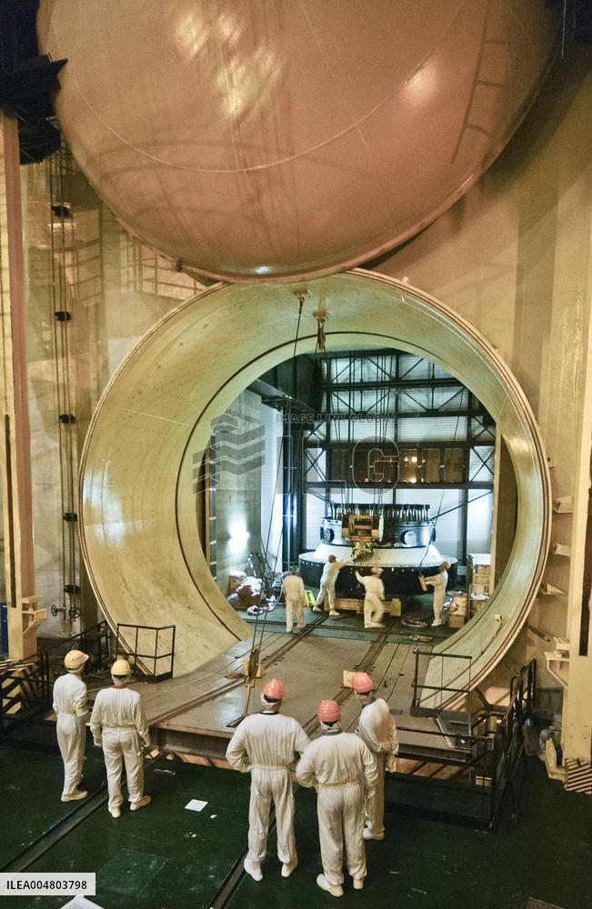 Illustration - Nuclear Power Plants