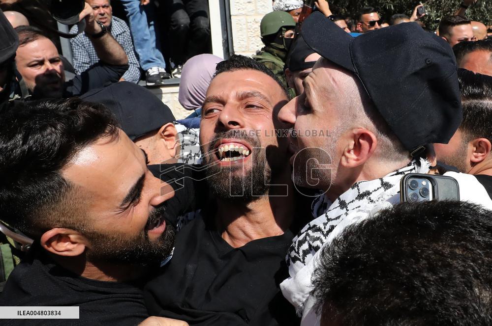 Prisoner Swap Between Israel And Hamas Under Way