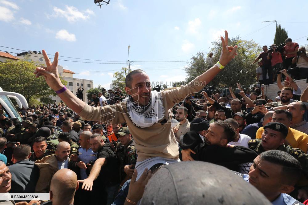 Prisoner Swap Between Israel And Hamas Under Way