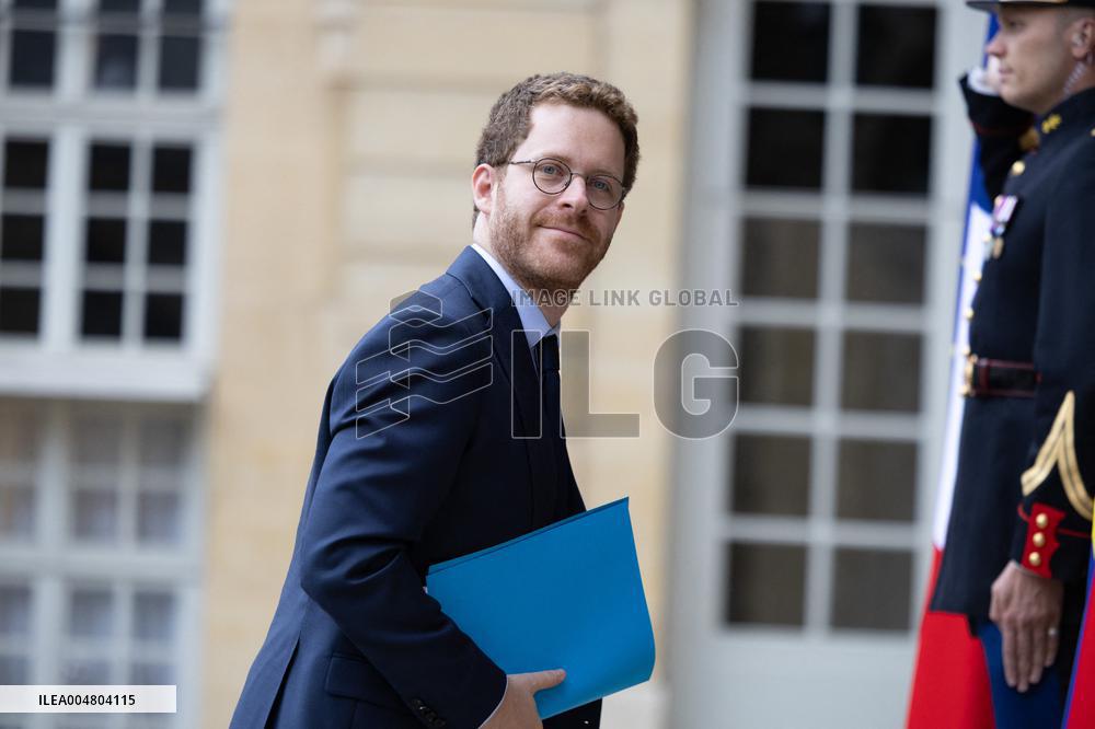 Meeting of newly-appointed ministers at Matignon - Paris