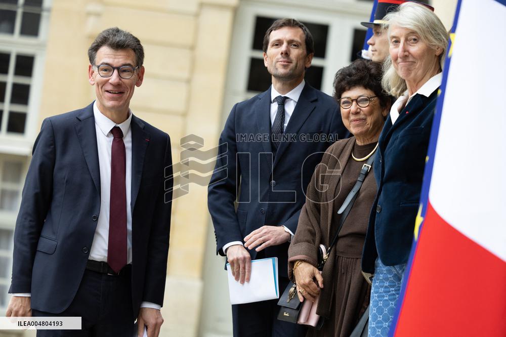 Meeting of newly-appointed ministers at Matignon - Paris