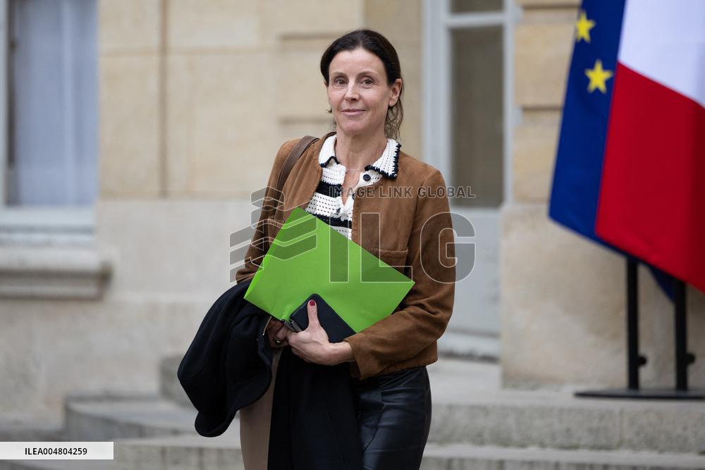 Meeting of newly-appointed ministers at Matignon - Paris