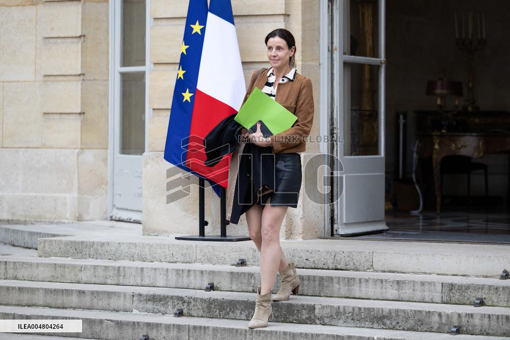 Meeting of newly-appointed ministers at Matignon - Paris