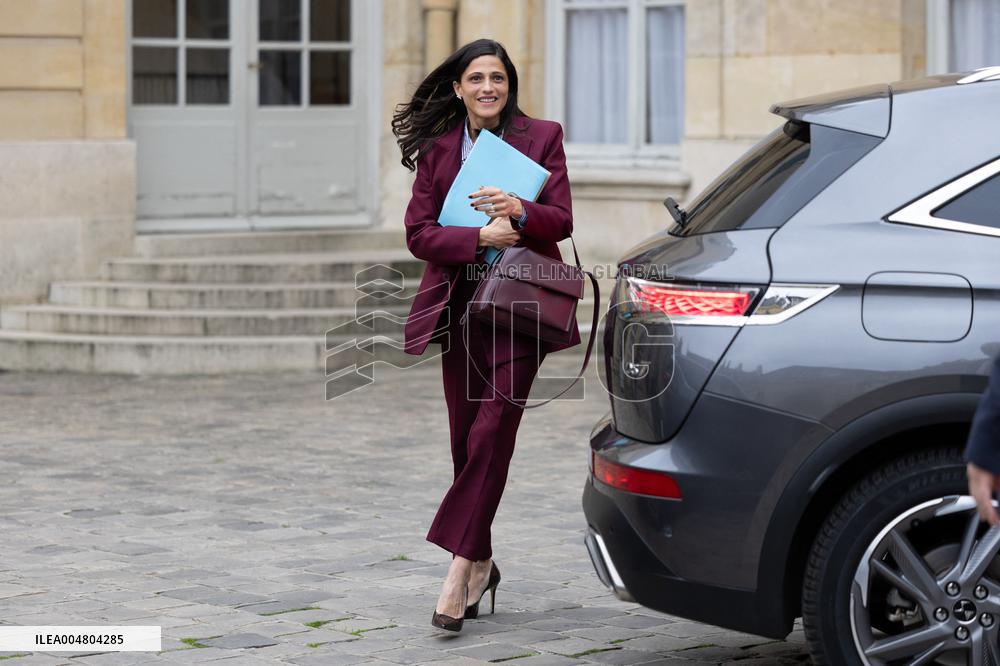 Meeting of newly-appointed ministers at Matignon - Paris