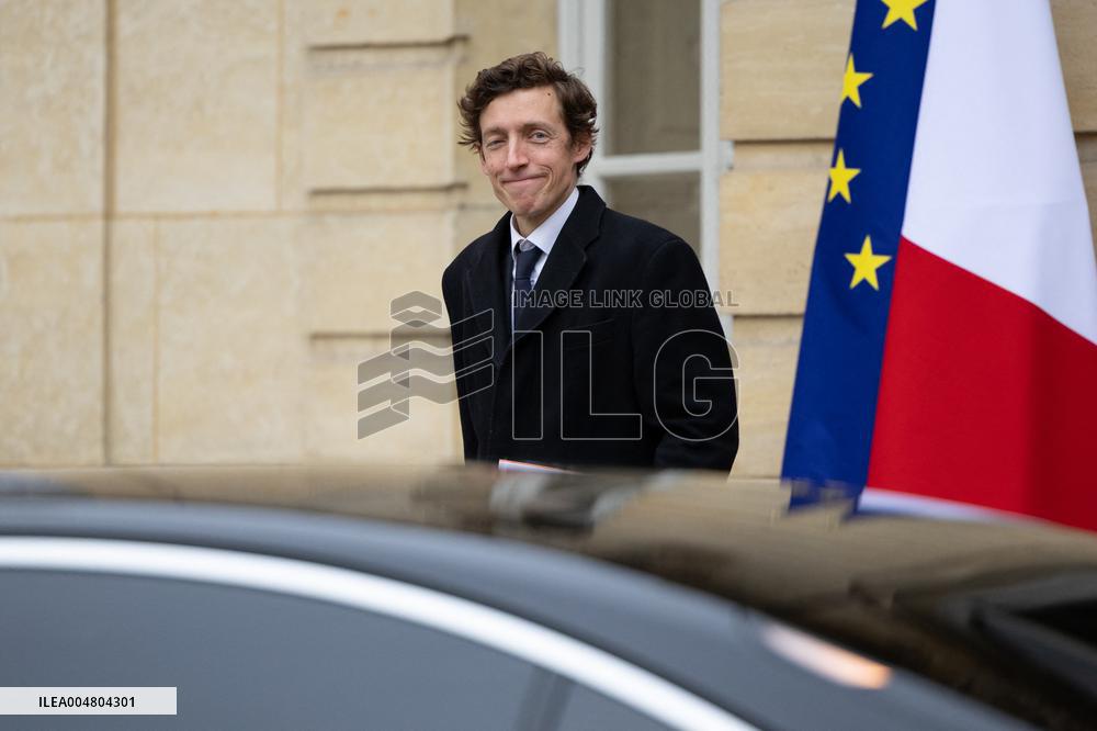 Meeting of newly-appointed ministers at Matignon - Paris