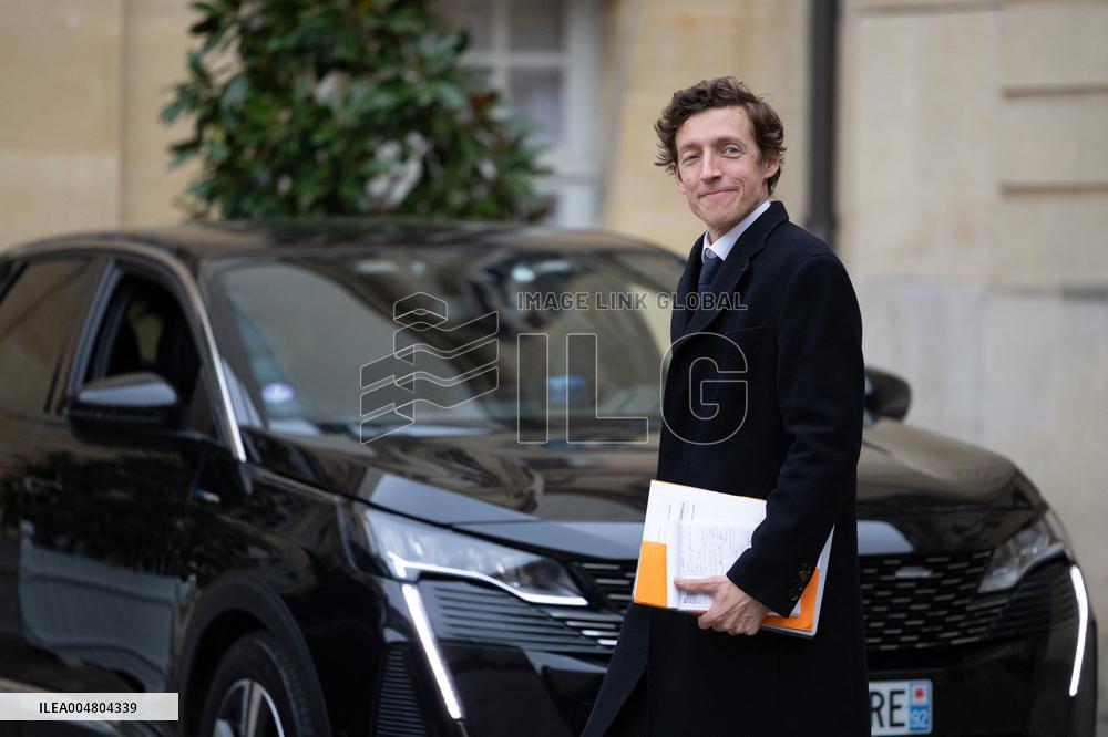 Meeting of newly-appointed ministers at Matignon - Paris