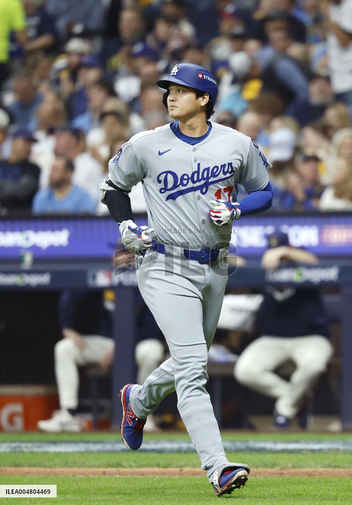 Baseball: Championship Series between Dodgers and Brewers