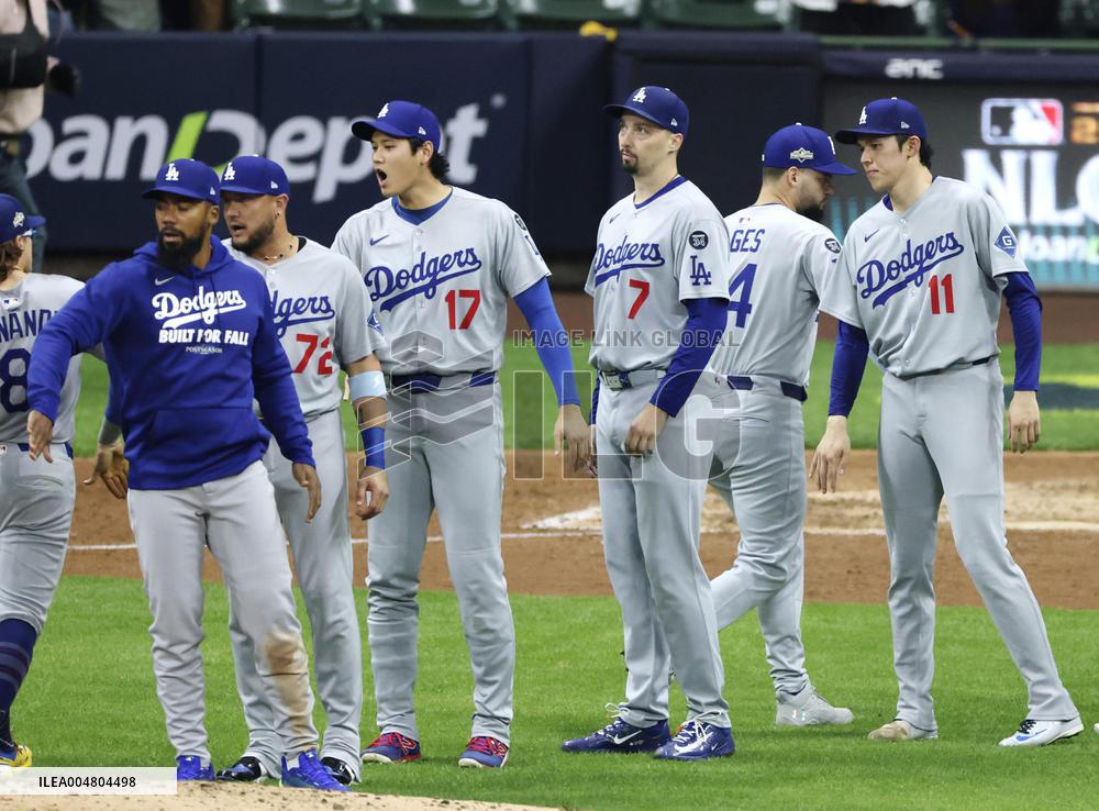 Baseball: Championship Series between Dodgers and Brewers