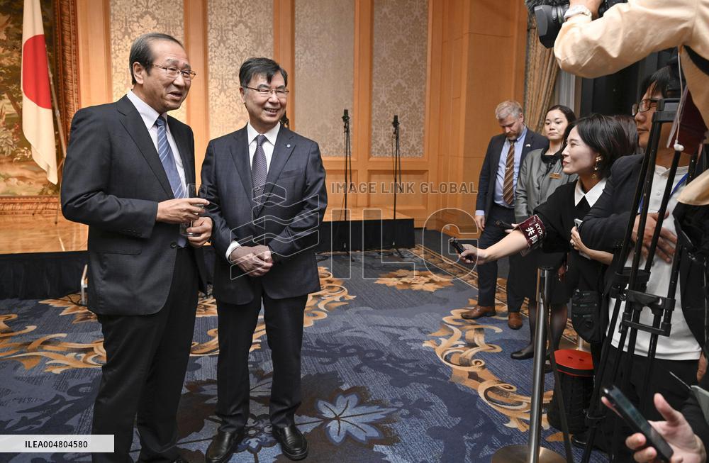 Nobel Prize winners Sakaguchi and Kitagawa