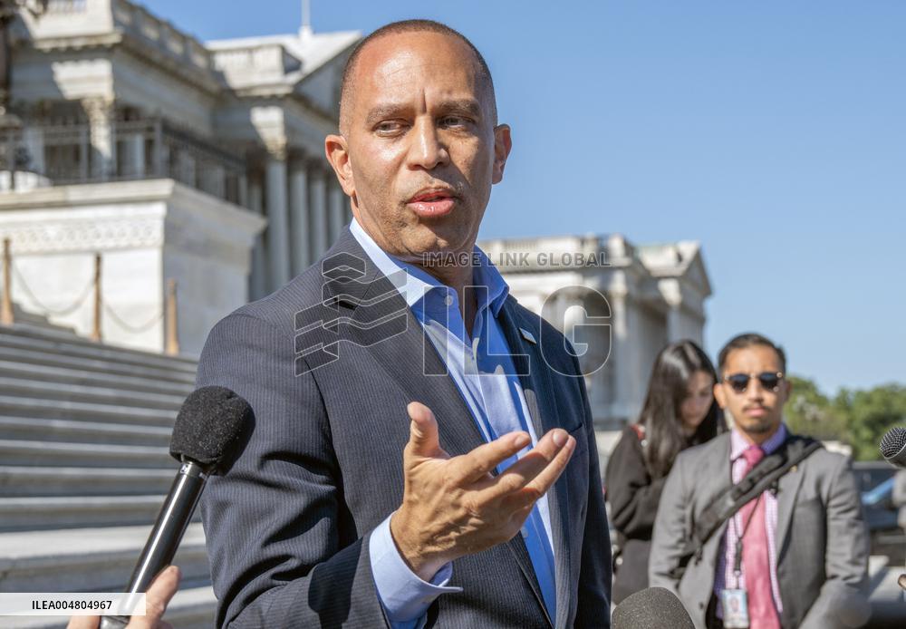 Leader Jeffries Press Conference