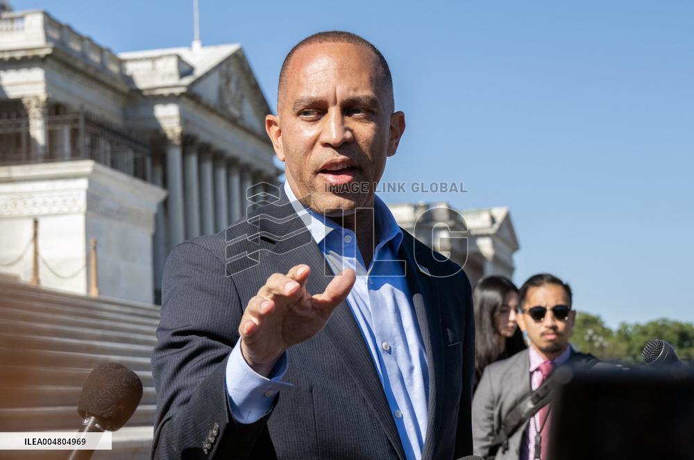 Leader Jeffries Press Conference