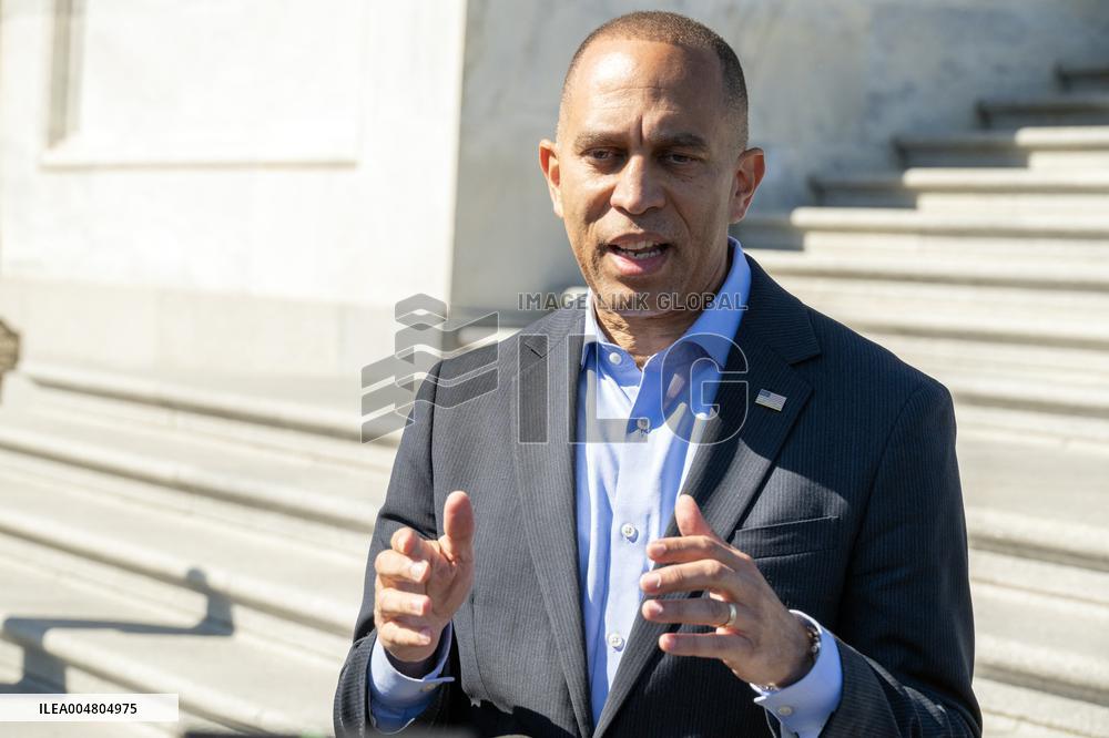 Leader Jeffries Press Conference