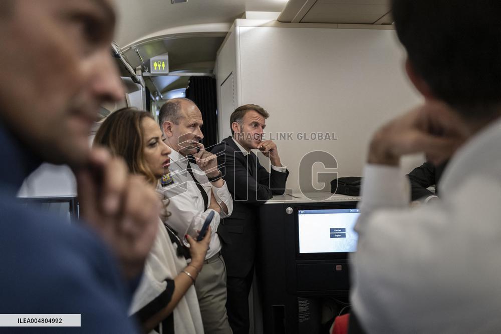 President Macron Aboad His Plane After Sharm El Sheikh Agreement - Egypt