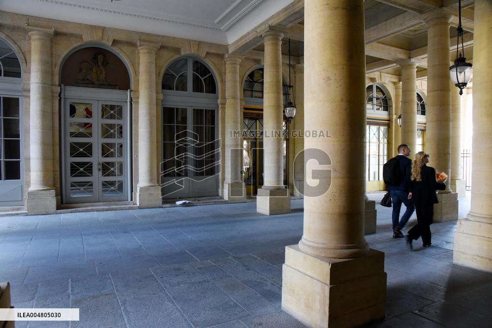 Illustration The Constitutional Council - Paris