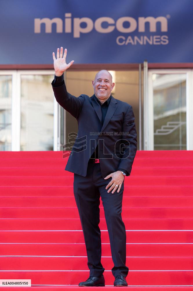 Mipcom 2025 - The Miniature Wife Photocall