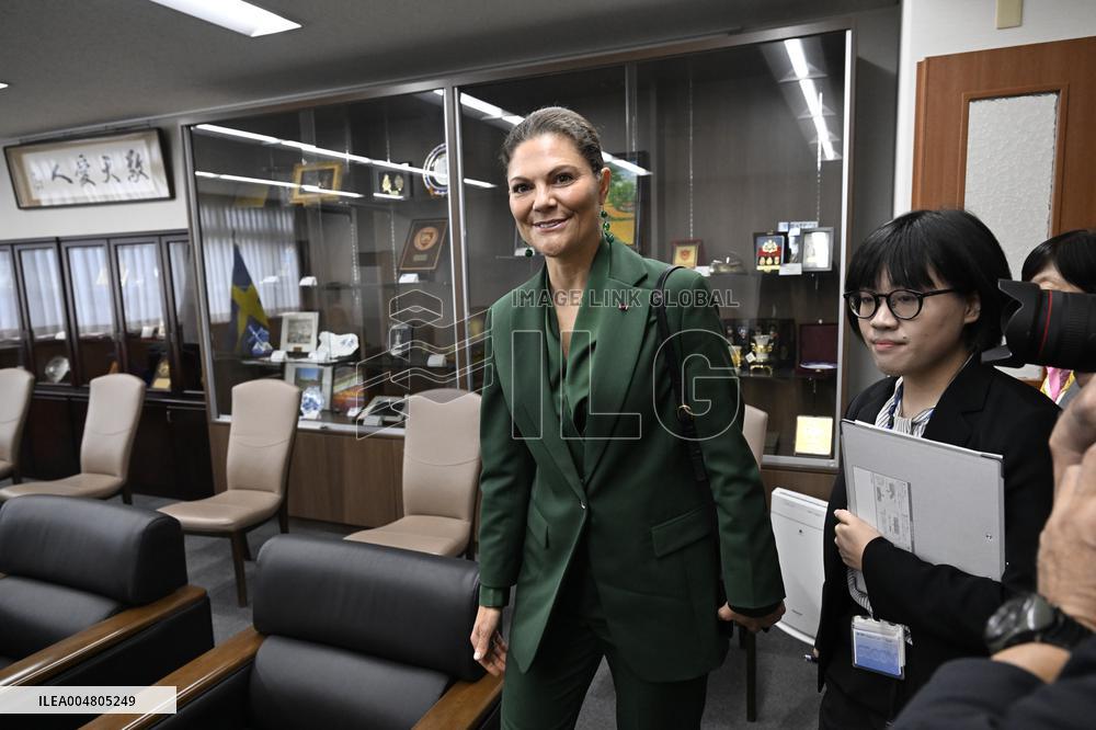 CROWN PRINCESS IN TOKYO