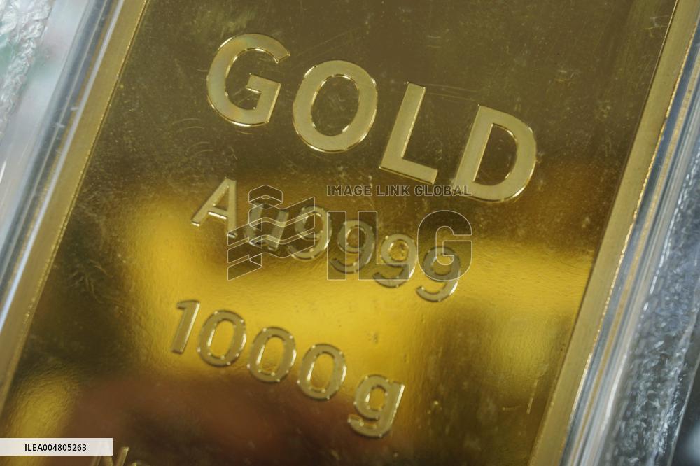 Investment Gold Bar