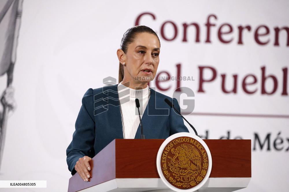 Mexican President Claudia Sheinbaum Holds Briefing Conference - Mexico
